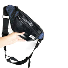 Load image into Gallery viewer, BERYL BUMBAG / black / various colours