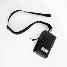 Load image into Gallery viewer, VADA PHONE POUCH / black / various colours