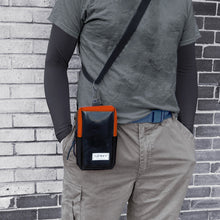 Load image into Gallery viewer, VADA PHONE POUCH / maroon / orange