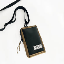 Load image into Gallery viewer, VADA PHONE POUCH / various colours