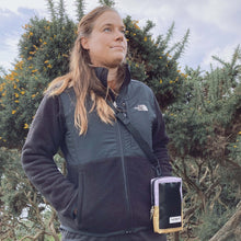 Load image into Gallery viewer, VADA PHONE POUCH / lilac / mustard