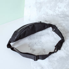 Load image into Gallery viewer, BERYL BUMBAG black / black