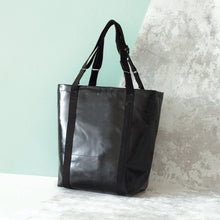 Load image into Gallery viewer, LARA TOTE BAG / black