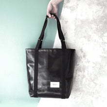 Load image into Gallery viewer, LARA TOTE BAG / black
