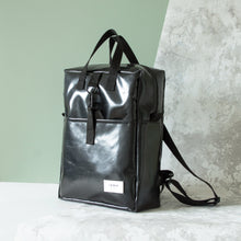 Load image into Gallery viewer, SAGE WATERPROOF BACKPACK / black
