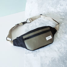 Load image into Gallery viewer, BERYL BUMBAG olive green / black