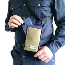 Load image into Gallery viewer, VADA PHONE POUCH / purple / dark purple