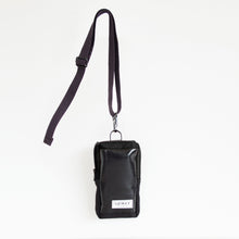 Load image into Gallery viewer, VADA PHONE POUCH black