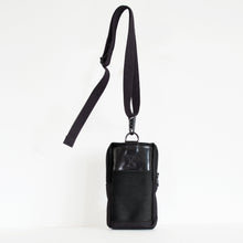 Load image into Gallery viewer, VADA PHONE POUCH black