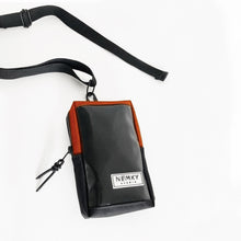 Load image into Gallery viewer, VADA PHONE POUCH / black / various colours