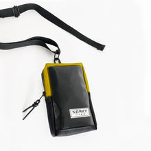 Load image into Gallery viewer, VADA PHONE POUCH / black / various colours
