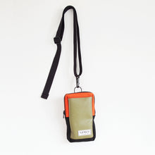 Load image into Gallery viewer, VADA PHONE POUCH / green / black / orange
