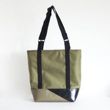 Load image into Gallery viewer, GRETA TOTE BAG / black / olive green
